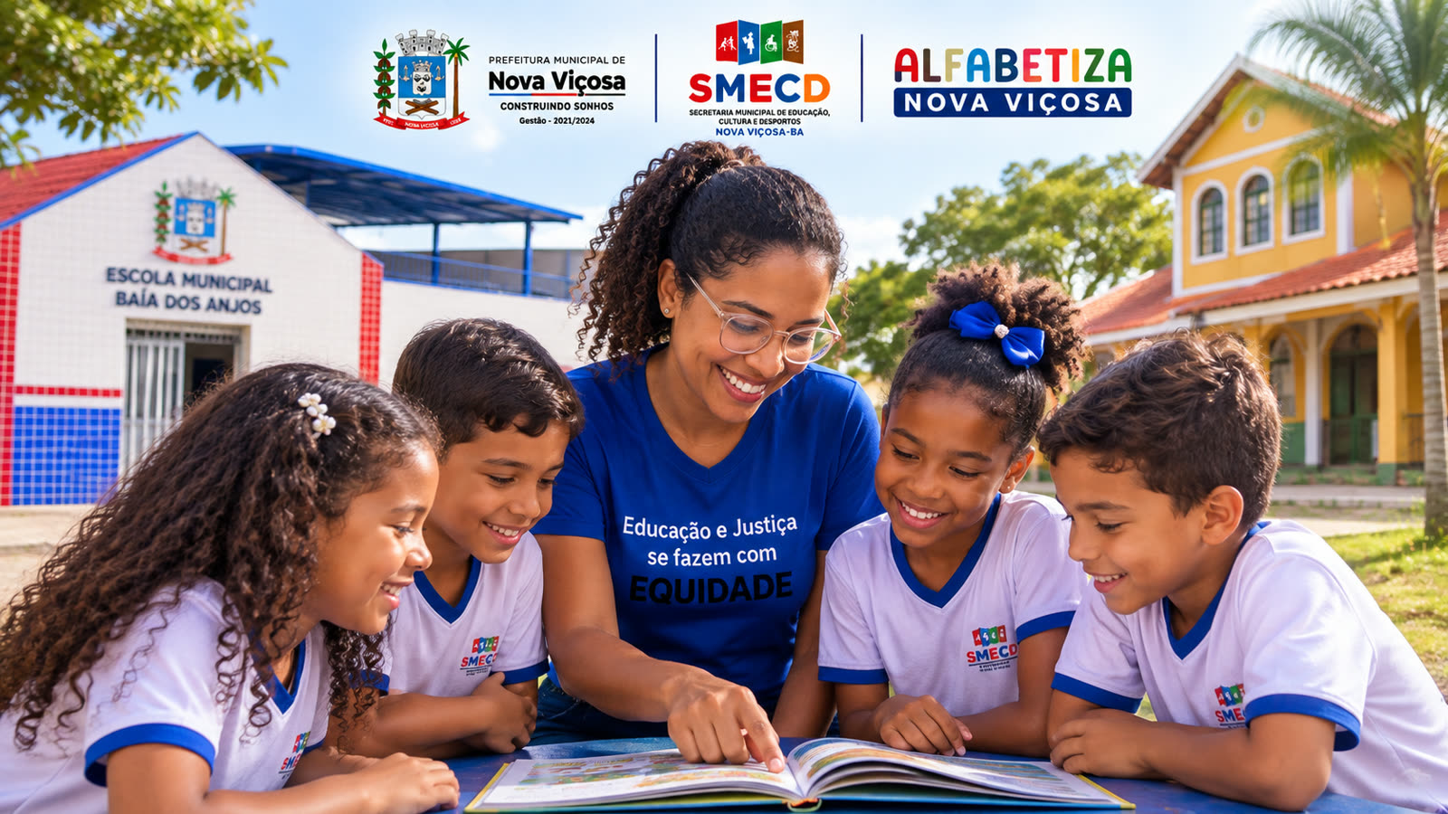 Educadores da rede municipal em encontro de formação continuada